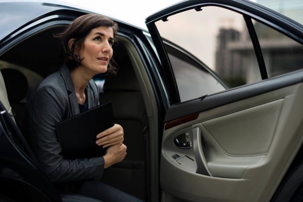 Private car service to Logan Airport for airport drop-offs